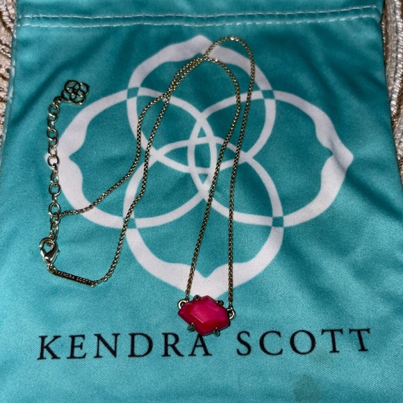 Vintage Gold Kendra Scott necklace - Picture 2 of 5